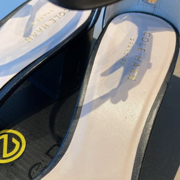 Cole Haan heel Sandals - Picture 2 of 7